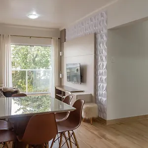 https://apto-1-quadra-da-praia-na-av-brasil-wifi-350-mega-p1188.santa-catarina-brasil.com